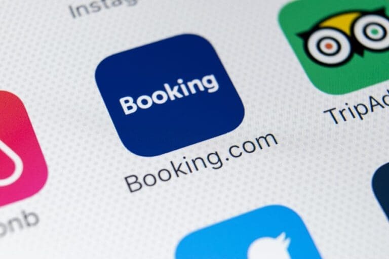 Booking.com accommodation content now bookable by Amadeus users