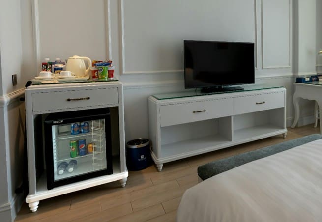 The Modern Minibar - A comprehensive look at hotel setups